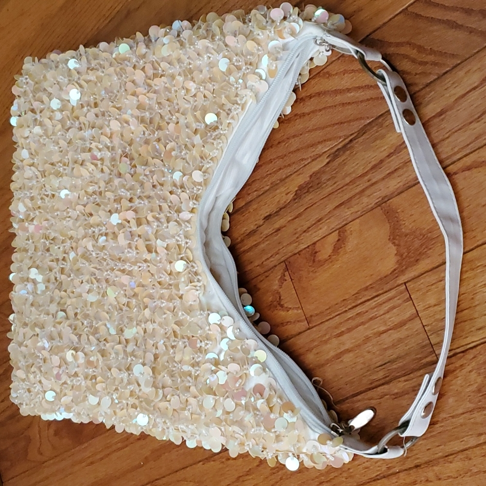 Hand bag - Picture 2 of 4